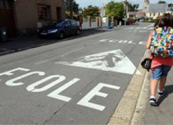 Améliorer le pilotage et clarifier le statut des personnels auxiliaires de vie scolaire